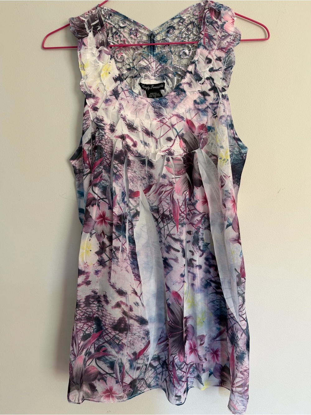 NWOT Simply Irresistible Floral Lace Butterfly Sheer Top S Small